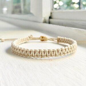 Natural Hemp Square-Knot Bracelet
